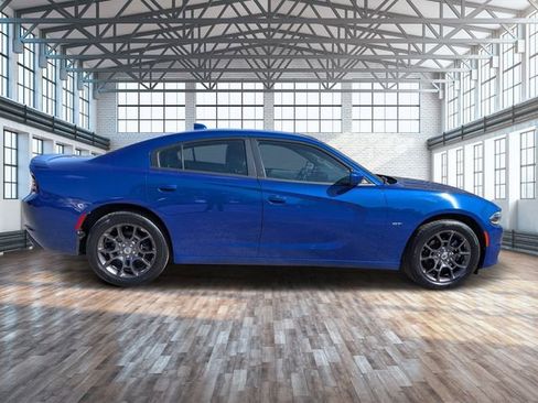 Used 2018 Dodge Charger GT image 3