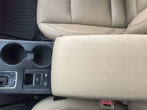 Used 2018 Subaru Outback 3.6R Limited image 21