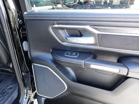 Used 2023 RAM 1500 Laramie AWD/4WD image 31