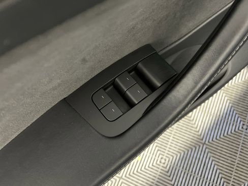 Used 2021 Tesla Model 3 Long Range image 15