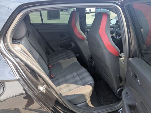 Used 2022 Volkswagen GTI SE FWD image 29