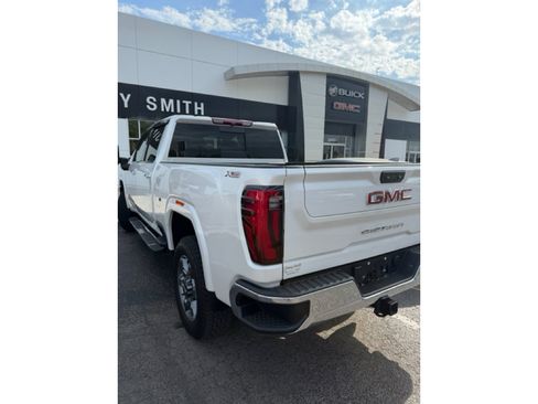 Certified 2025 GMC Sierra 2500 SLT w/ SLT Premium Package image 4