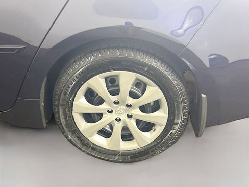 Used 2022 Toyota Corolla LE FWD image 24