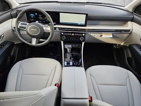 Used 2025 Hyundai Tucson SEL image 6