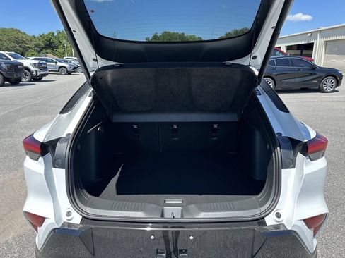 New 2026 Buick Envista Sport Touring w/ Convenience I Package FWD image 10