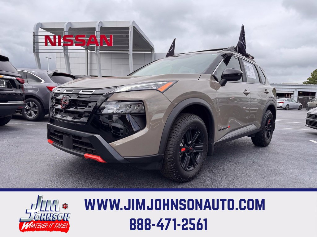 Used 2026 Nissan Rogue SV AWD/4WD image 1