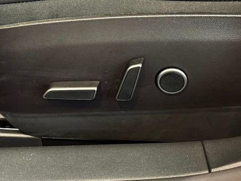 Used 2023 Tesla Model 3 Standard Range RWD image 16