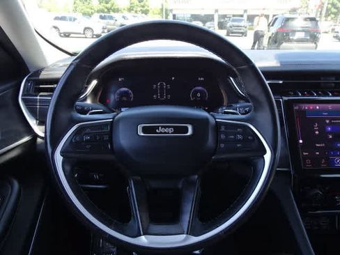 Used 2021 Jeep Grand Cherokee L Limited RWD image 24