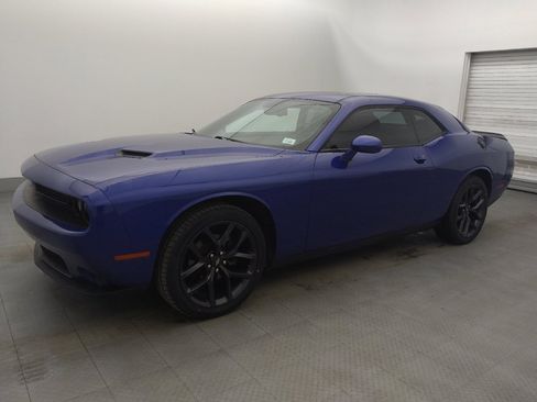 Used 2020 Dodge Challenger SXT w/ Blacktop Package RWD image 2