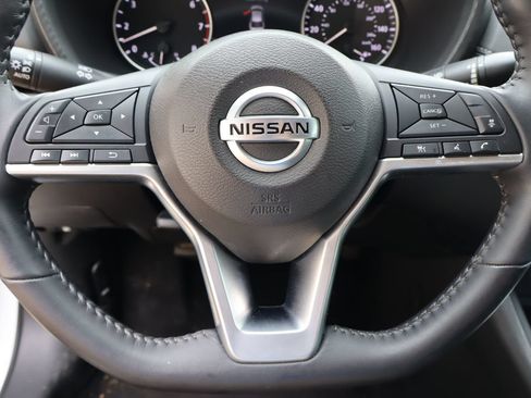 Used 2021 Nissan Sentra SV w/ Trunk Package FWD image 11