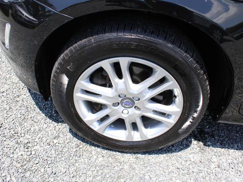 Used 2016 Volvo XC60 T5 Premier image 25