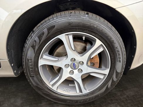 Used 2015 Volvo XC60 T6 Platinum w/ Protection Package AWD/4WD image 43