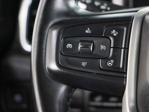 Used 2023 GMC Yukon XL Denali AWD/4WD image 14