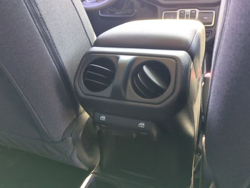 New 2026 Jeep Gladiator Sport AWD/4WD image 31