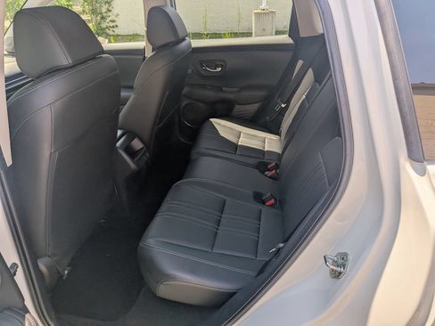Certified 2024 Honda HR-V EX-L image 32