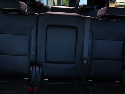 Used 2021 GMC Yukon SLT image 15