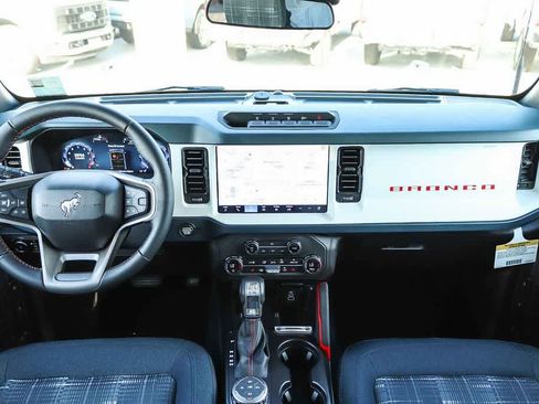 New 2026 Ford Bronco Heritage Edition AWD/4WD image 12