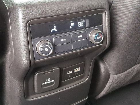 Used 2022 GMC Acadia SLE w/ Driver Convenience Package image 11