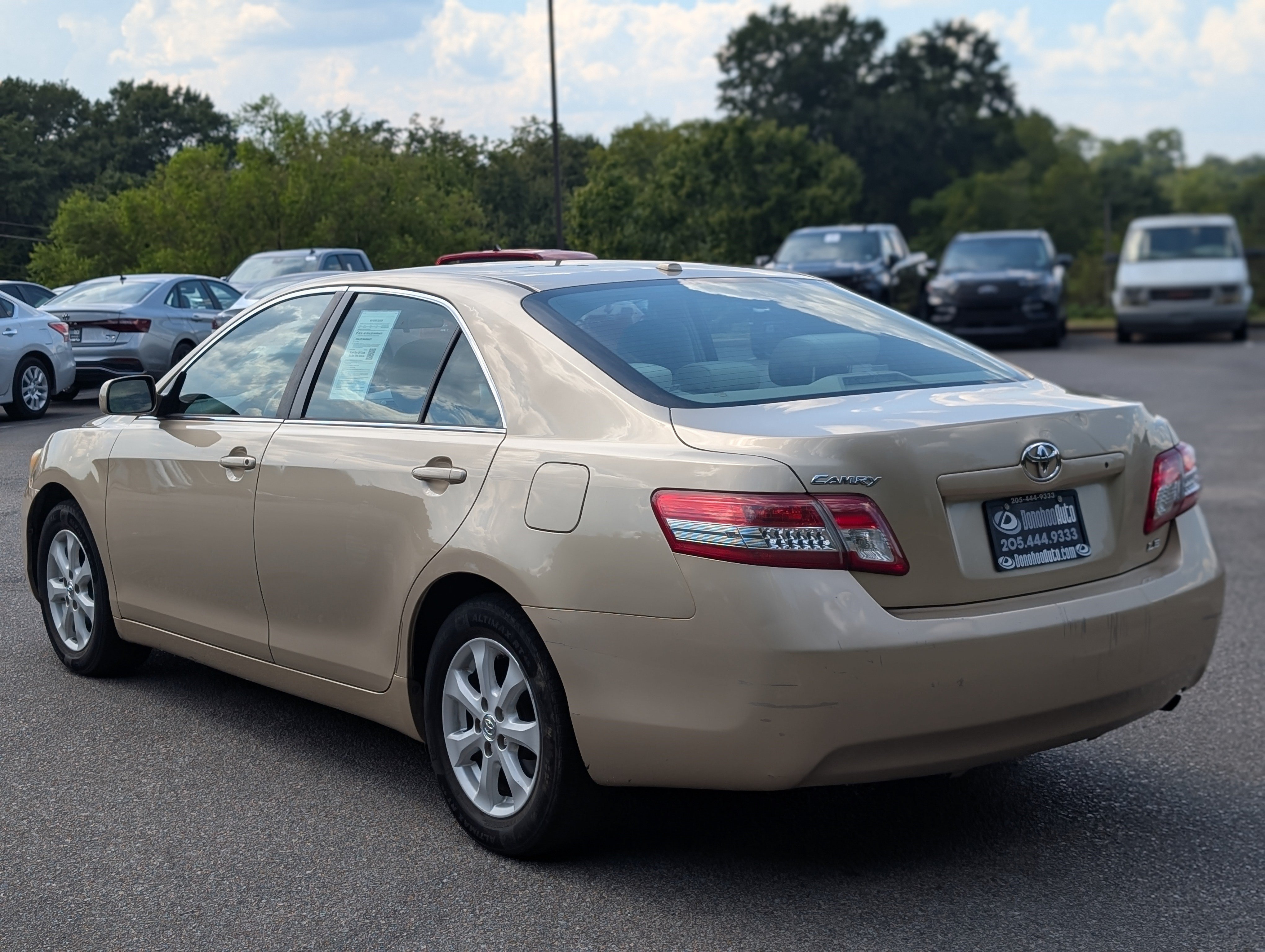 Used 2011 Toyota Camry LE w/ LE Extra-Value Pkg FWD image 6