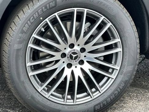 New 2026 Mercedes-Benz GLC 300 4MATIC image 9