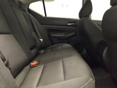 Used 2021 Nissan Altima 2.5 S FWD image 19