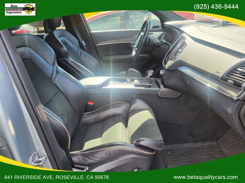 Used 2017 Volvo XC90 T6 R-Design w/ Vision Package image 37