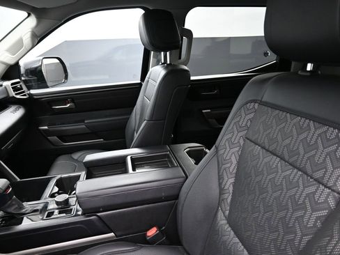 Used 2022 Toyota Tundra SR5 image 14