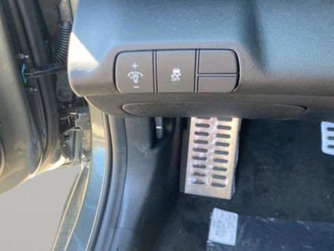 New 2026 Hyundai Elantra Sport FWD image 17
