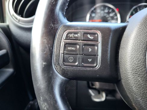 Used 2015 Jeep Wrangler Unlimited Sport AWD/4WD image 31