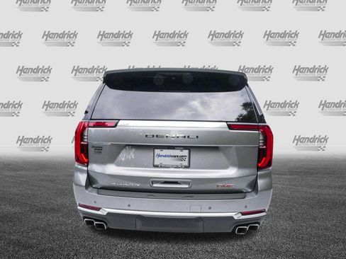 Used 2026 GMC Yukon Denali w/ Sun & Power Step Package AWD/4WD image 9