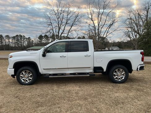 New 2026 Chevrolet Silverado 2500 High Country w/ Technology Package image 21