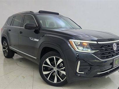 Used 2025 Volkswagen Atlas SEL Premium R-Line