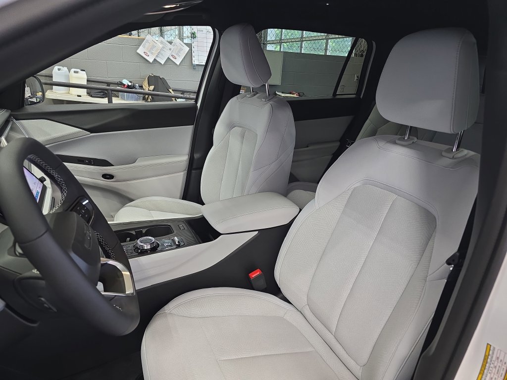 New 2026 Jeep Cherokee Laredo AWD/4WD image 15