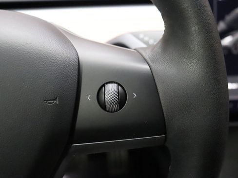 Used 2023 Tesla Model 3 Performance image 46