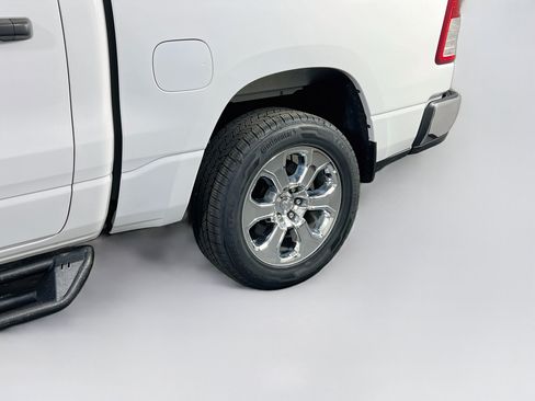 Used 2023 RAM 1500 Big Horn AWD/4WD image 29