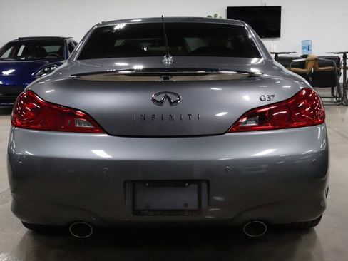 Used 2013 INFINITI G37 w/ Premium Pkg image 4