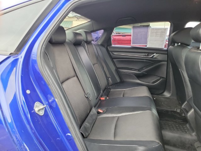 Used 2018 Honda Accord Sport image 30