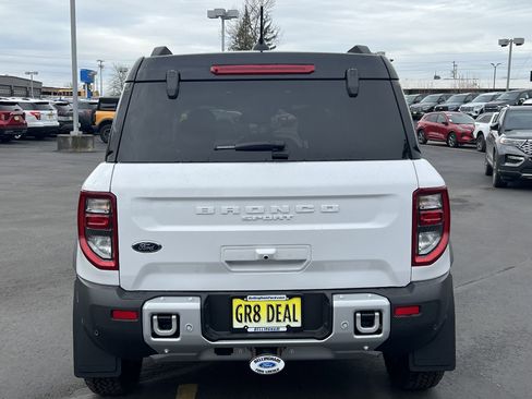 New 2025 Ford Bronco Sport Outer Banks w/ Sasquatch Outer Banks Package AWD/4WD image 6