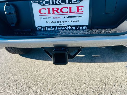 New 2026 GMC Canyon Elevation w/ Convenience Package image 27