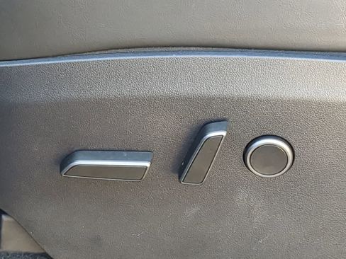 Used 2024 Tesla Model Y Long Range image 16