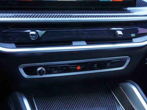 Used 2025 BMW X6 M60i image 28