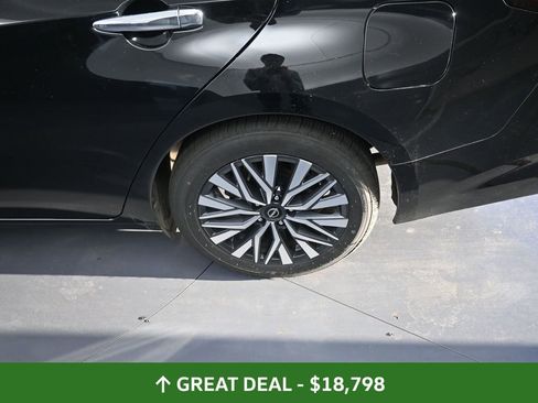Used 2024 Nissan Altima 2.5 SV image 19