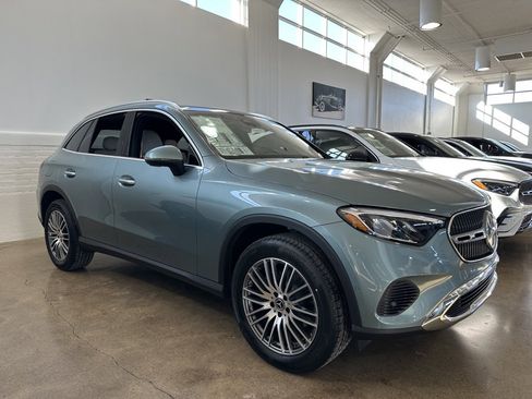 New 2026 Mercedes-Benz GLC 300 GLC 300 image 8