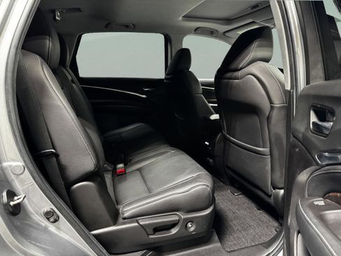 Certified 2019 Acura MDX FWD w/ Technology Package image 38