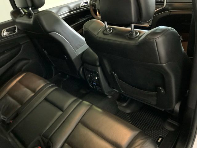 Used 2018 Jeep Grand Cherokee Limited w/ Luxury Group II AWD/4WD image 34