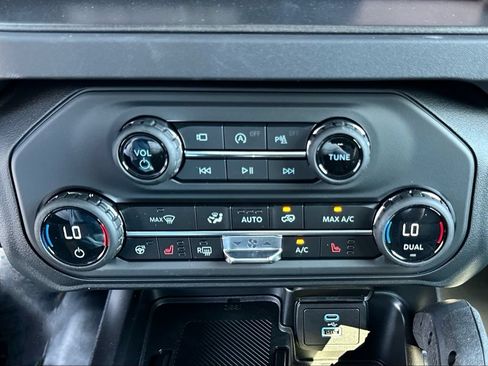 New 2025 Ford Bronco Badlands AWD/4WD image 25