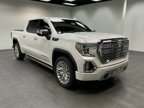 Used 2019 GMC Sierra 1500 Denali w/ Denali Ultimate Package AWD/4WD image 7