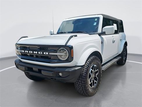 Used 2023 Ford Bronco Outer Banks image 7