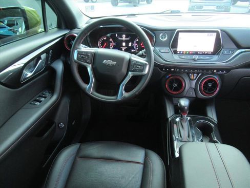 Used 2022 Chevrolet Blazer RS w/ Enhanced Convenience Package image 13