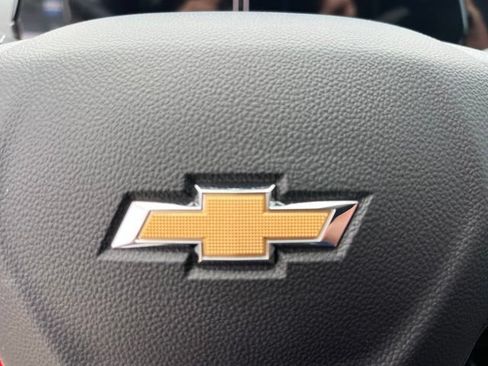 New 2026 Chevrolet Trax LT w/ Driver Confidence Package FWD image 32
